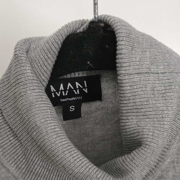 Boohoo Man Tall Muscle Fit Roll Neck Jumper Size Small - Picture 3 of 4